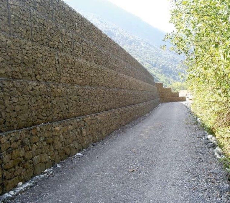 Muro de contención en carretera - FIG30